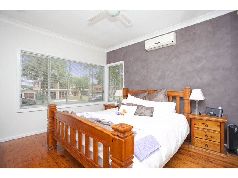 3 McKevitte Street, East Hills NSW 2213