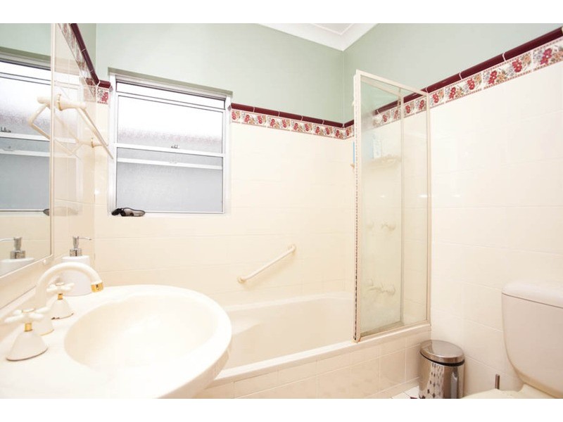 3 McKevitte Street, East Hills NSW 2213