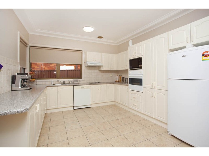 50 Gowlland Parade, Panania NSW 2213