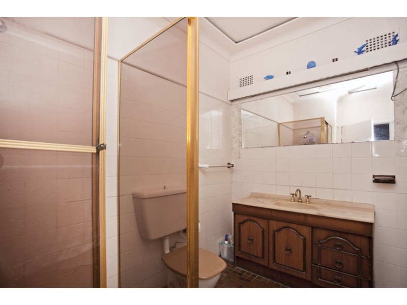 35 Laundess Avenue, Panania NSW 2213