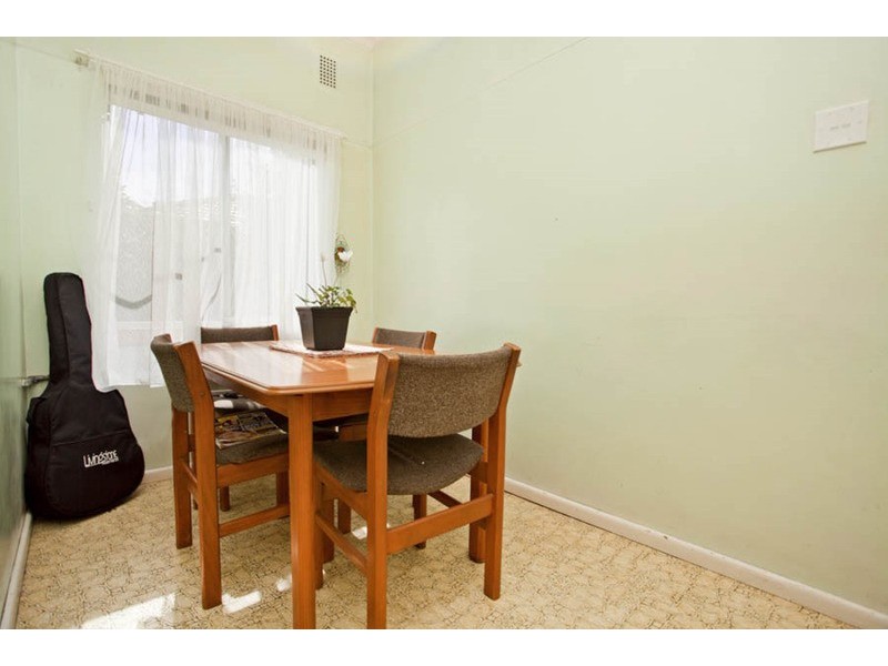 22 Park Road, East Hills NSW 2213