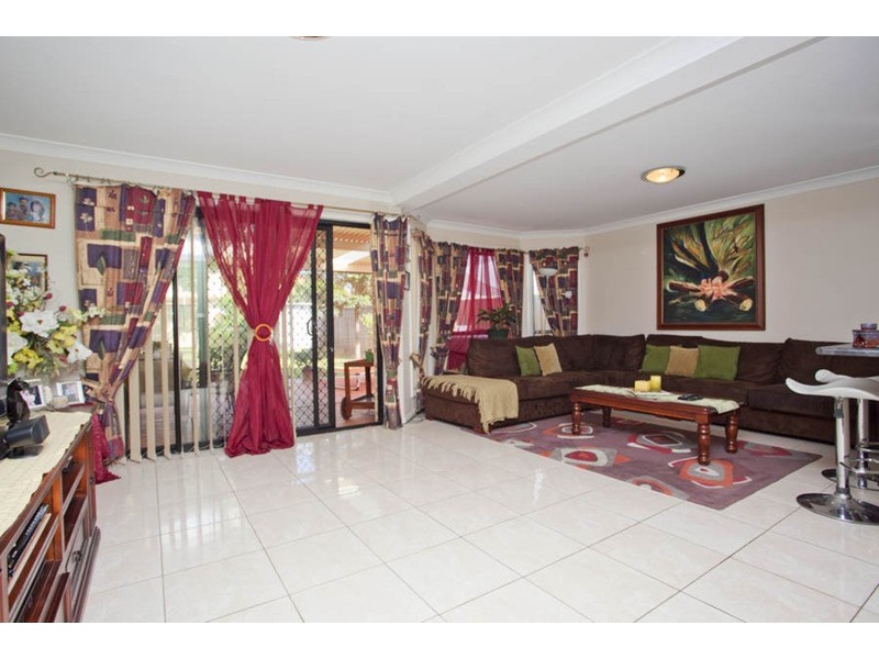 14 Bracher Street, East Hills NSW 2213