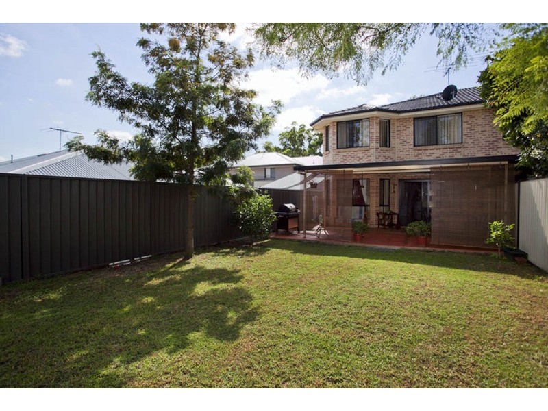14 Bracher Street, East Hills NSW 2213