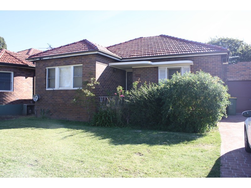 198 The River Road, Revesby NSW 2212
