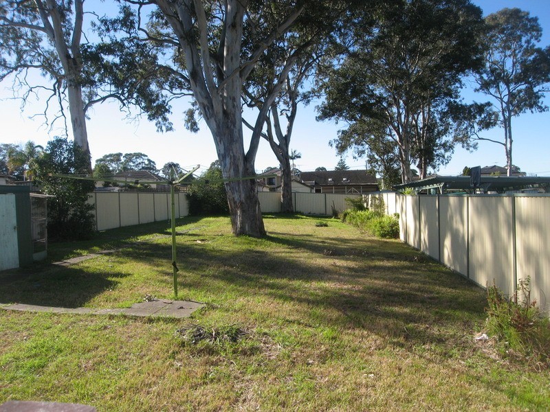 15 Rodgers Avenue, Panania NSW 2213