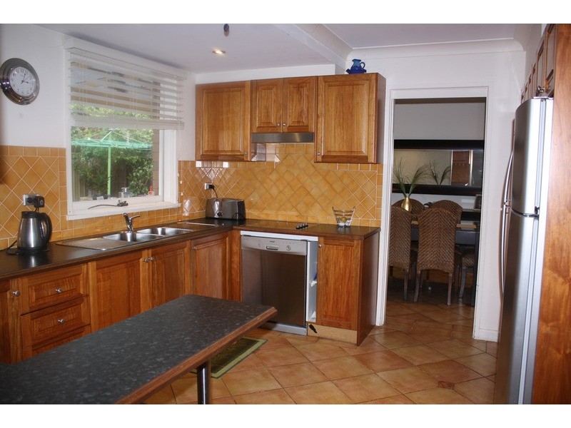 14 Sylvan Grove, Picnic Point NSW 2213
