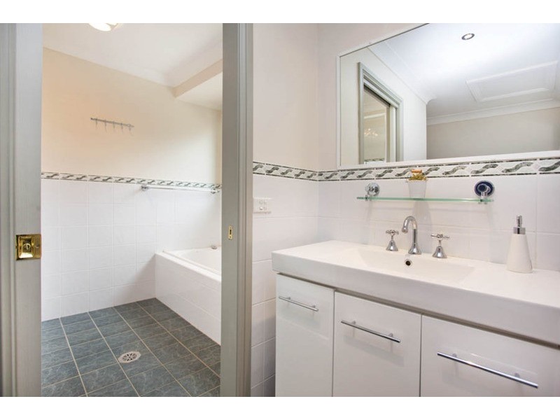 2/44 Whittle Avenue, Milperra NSW 2214