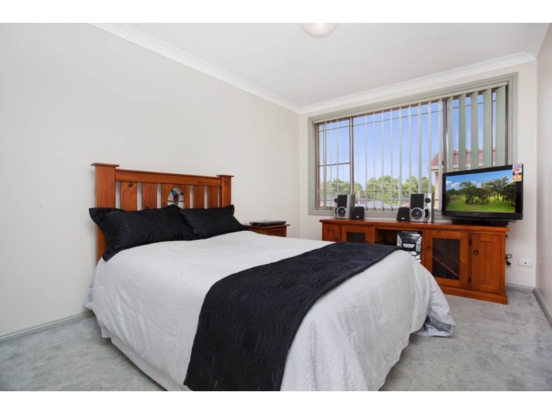 2/44 Whittle Avenue, Milperra NSW 2214