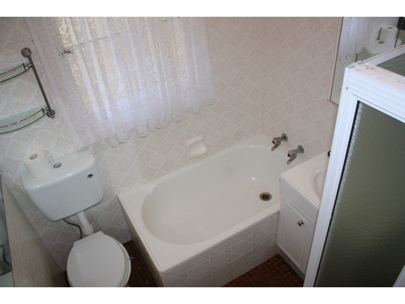 10 Kinross Avenue, Revesby NSW 2212