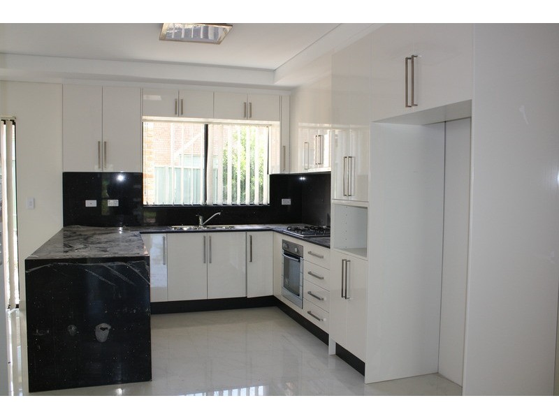 14 Mahnken Avenue, Revesby NSW 2212