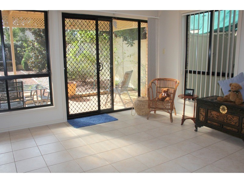 10 Donald Street, Picnic Point NSW 2213