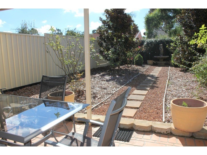 10 Donald Street, Picnic Point NSW 2213