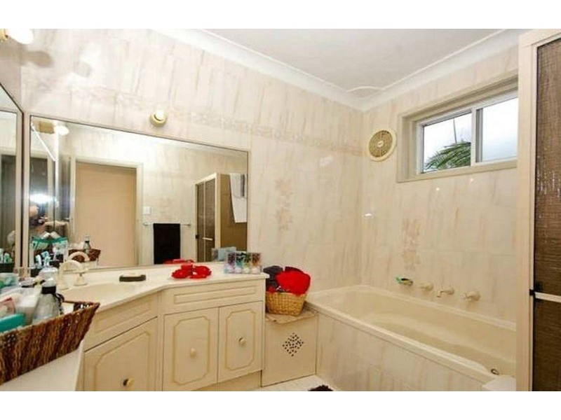 52 Wren Street, Condell Park NSW 2200