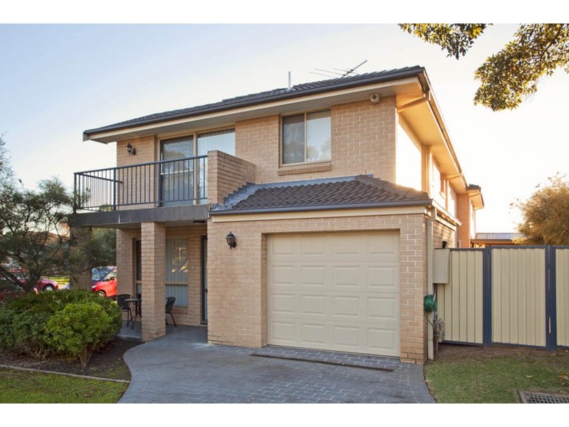 132 Ashford Avenue, Milperra NSW 2214