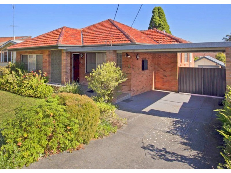 44 Picnic Point Road, Panania NSW 2213