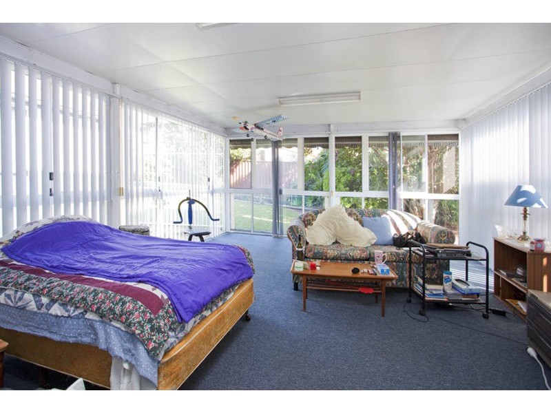 15 Wolaroi Crescent, Revesby NSW 2212