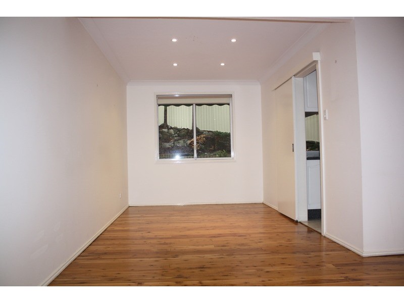 11 Bluegum Crescent, Picnic Point NSW 2213