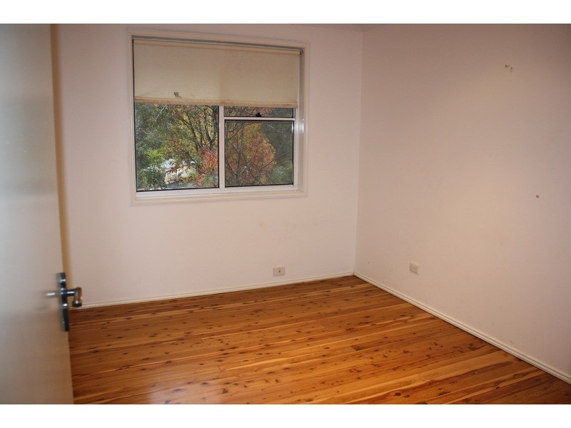 11 Bluegum Crescent, Picnic Point NSW 2213