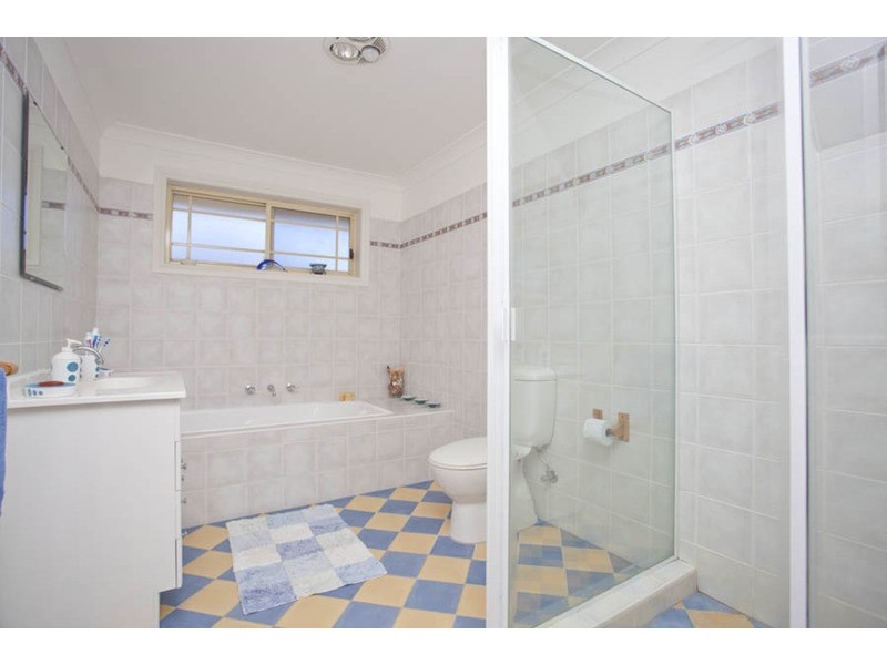 1 Penrose Avenue, East Hills NSW 2213