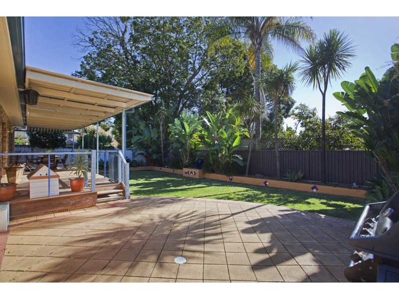 1 Penrose Avenue, East Hills NSW 2213