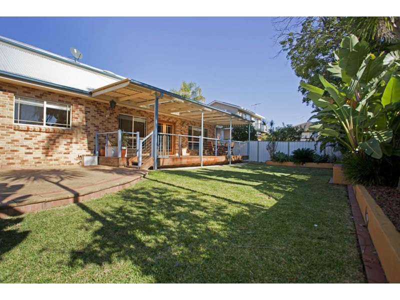 1 Penrose Avenue, East Hills NSW 2213