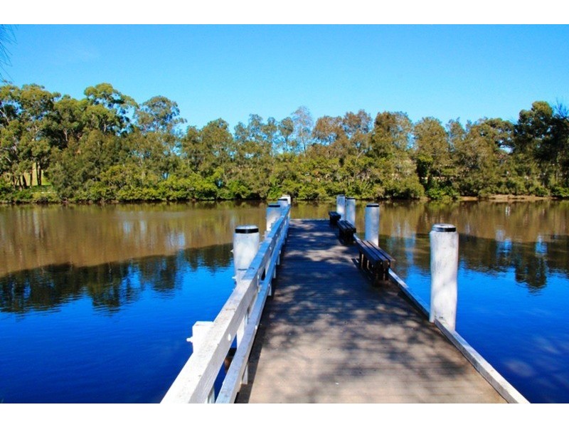 1 Penrose Avenue, East Hills NSW 2213