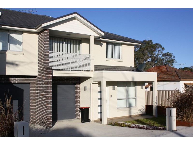 2/187 The River Road, Revesby NSW 2212