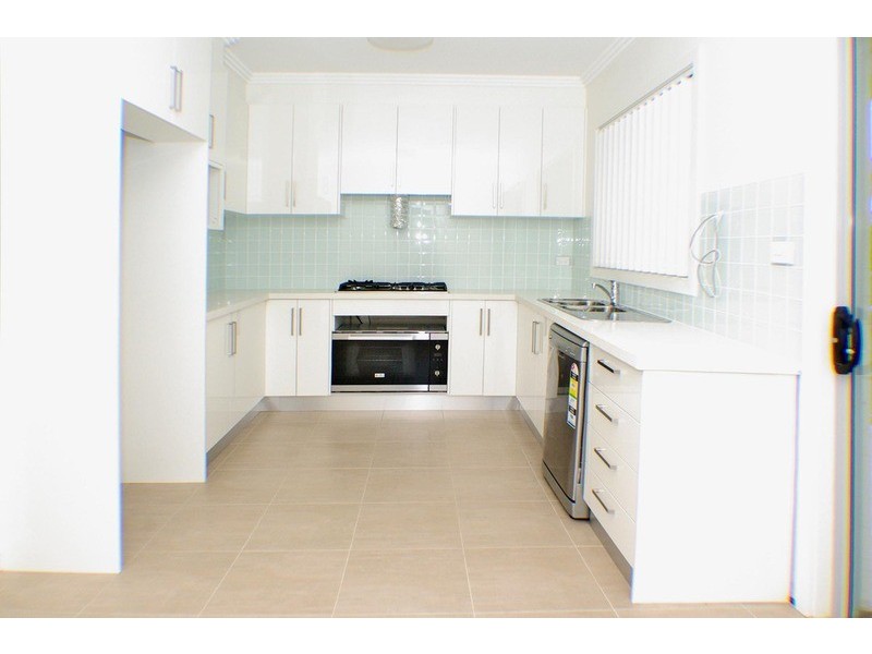 2/187 The River Road, Revesby NSW 2212