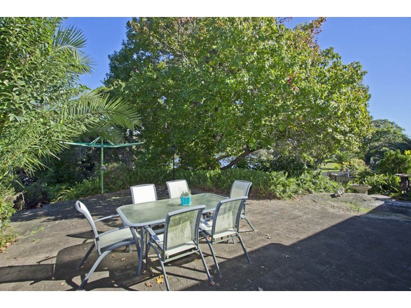 21 Burbank Avenue, East Hills NSW 2213