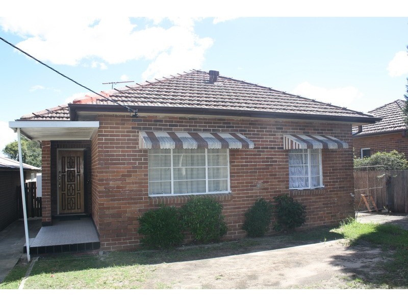 144 Faraday Road, Padstow NSW 2211