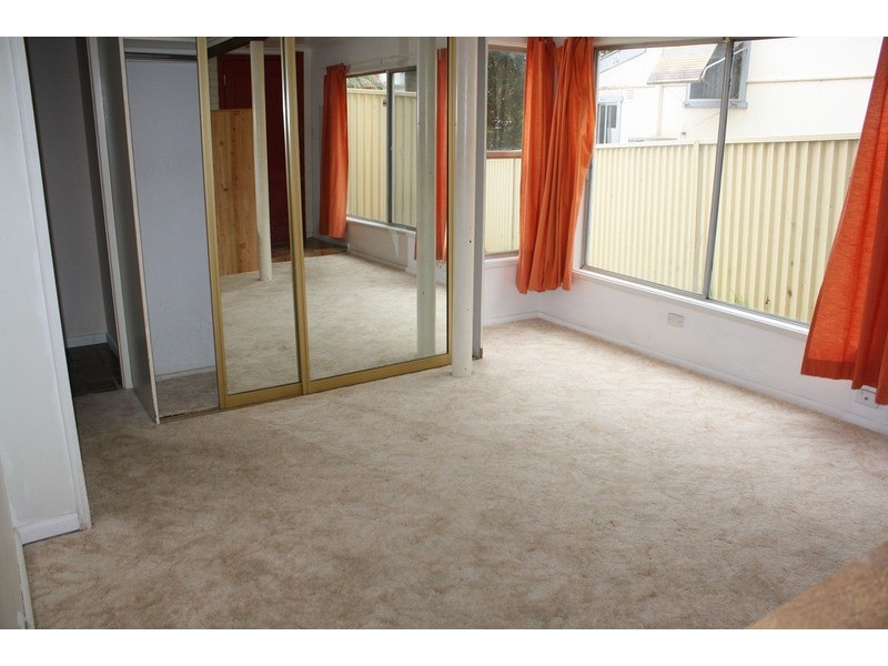 Flat/12 Woodburn Avenue, Panania NSW 2213