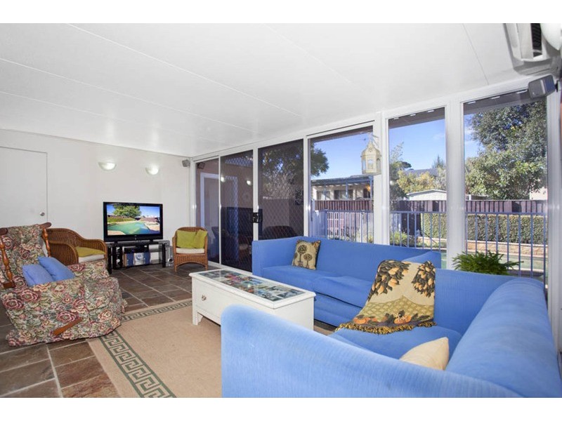 27 Hazelglen Avenue, Panania NSW 2213