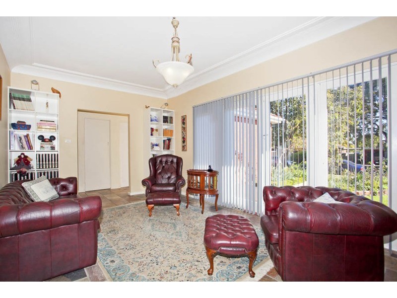 27 Hazelglen Avenue, Panania NSW 2213