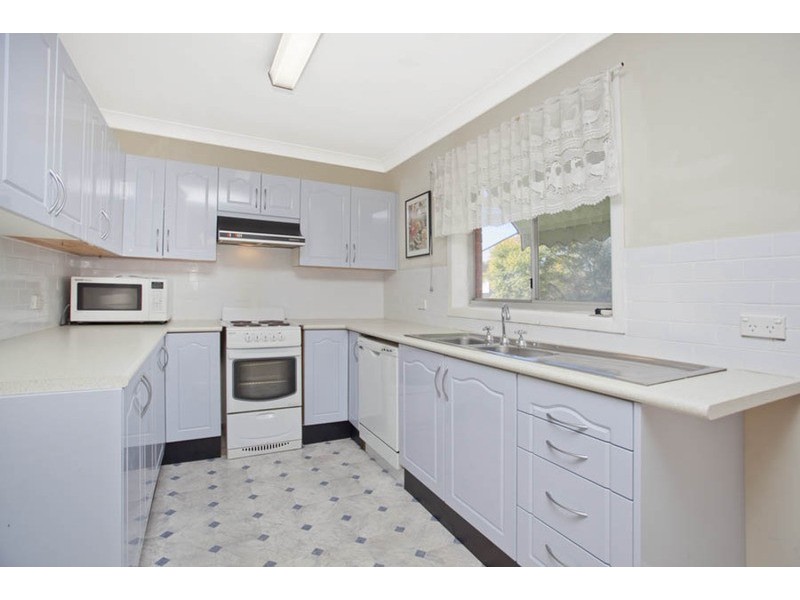 27 Hazelglen Avenue, Panania NSW 2213