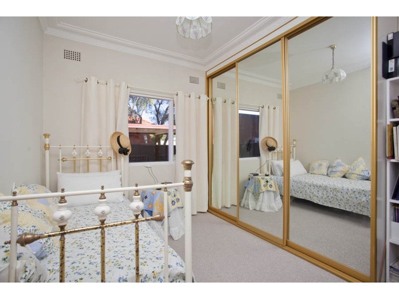 27 Hazelglen Avenue, Panania NSW 2213