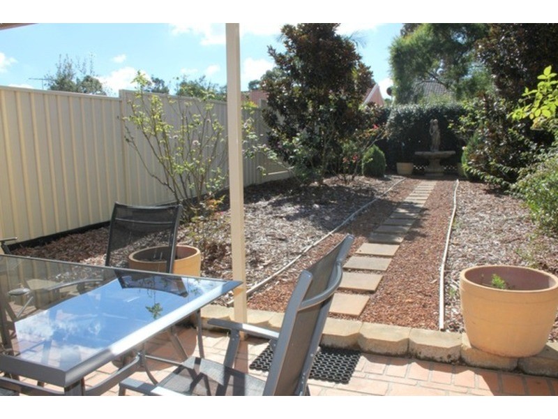 10 Donald  Street, Picnic Point NSW 2213