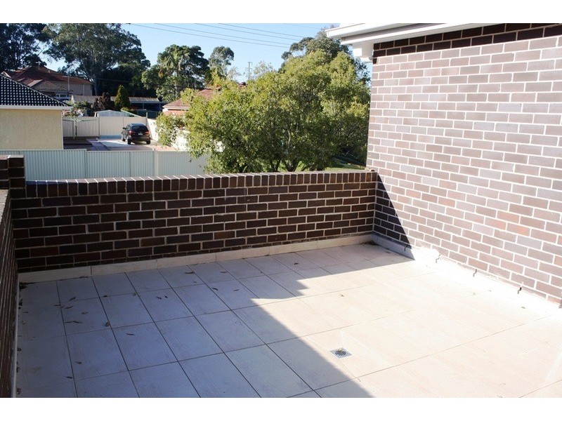 1A Rosebank Avenue, Panania NSW 2213