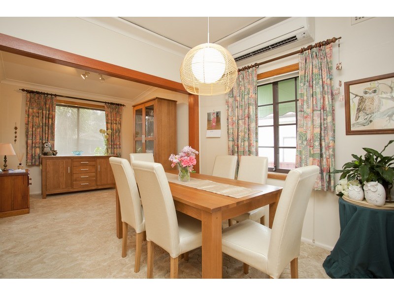 8 Ellesmere Street, Panania NSW 2213