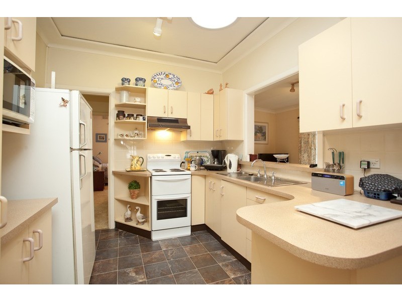 8 Ellesmere Street, Panania NSW 2213