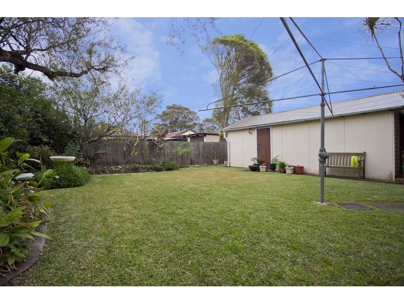 8 Ellesmere Street, Panania NSW 2213