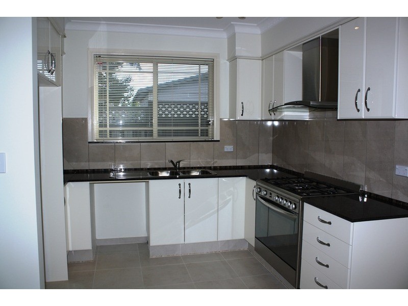 21 Blair  Avenue, East Hills NSW 2213