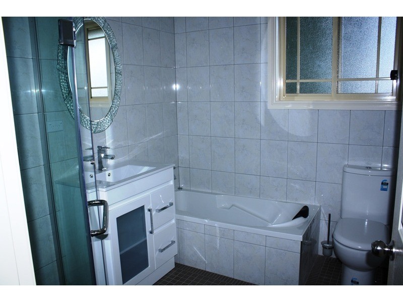 21 Blair  Avenue, East Hills NSW 2213