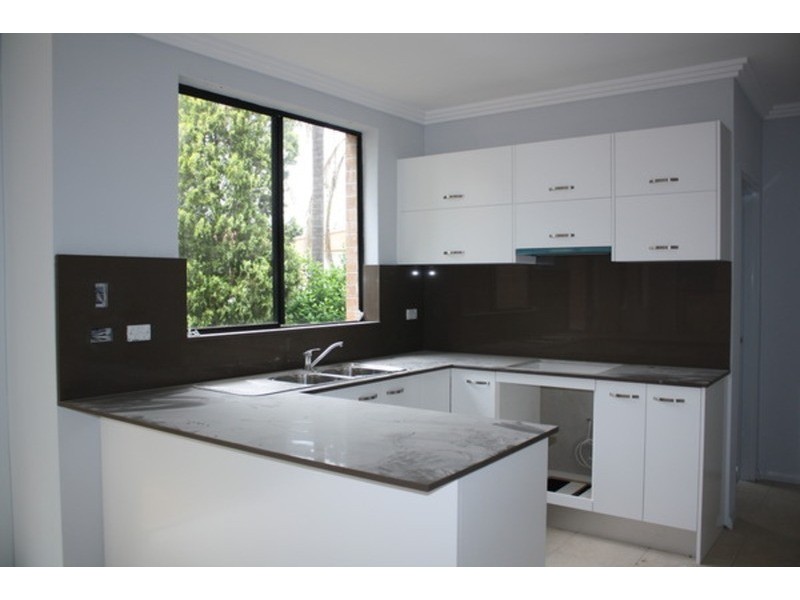 5/1 Ikara Crescent, Moorebank NSW 2170