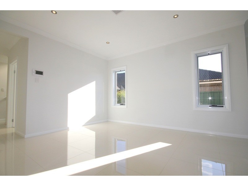 12 Sandakan Road, Revesby Heights NSW 2212