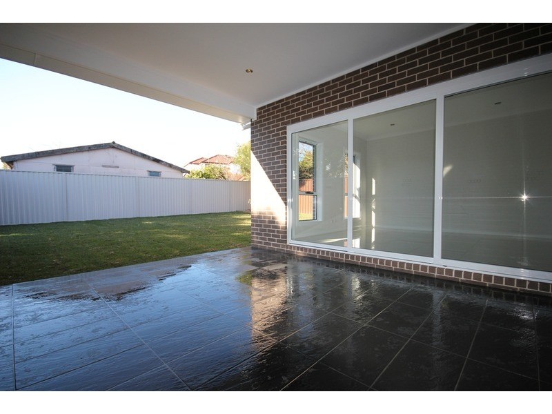 12 Sandakan Road, Revesby Heights NSW 2212