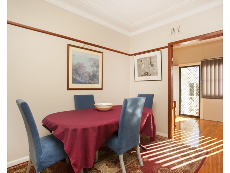 14 Windsor Road, Padstow NSW 2211