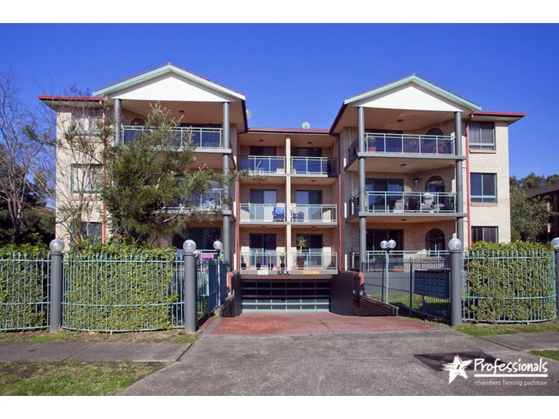 3/40 Chertsey Avenue, Bankstown NSW 2200