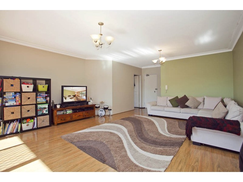 3/40 Chertsey Avenue, Bankstown NSW 2200