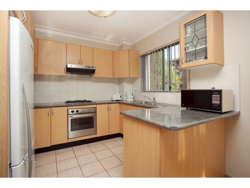 3/40 Chertsey Avenue, Bankstown NSW 2200