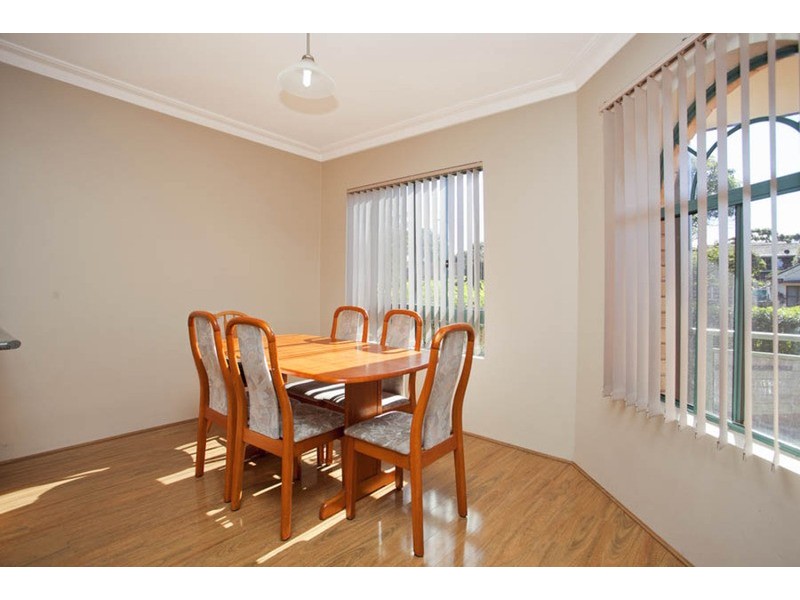 3/40 Chertsey Avenue, Bankstown NSW 2200